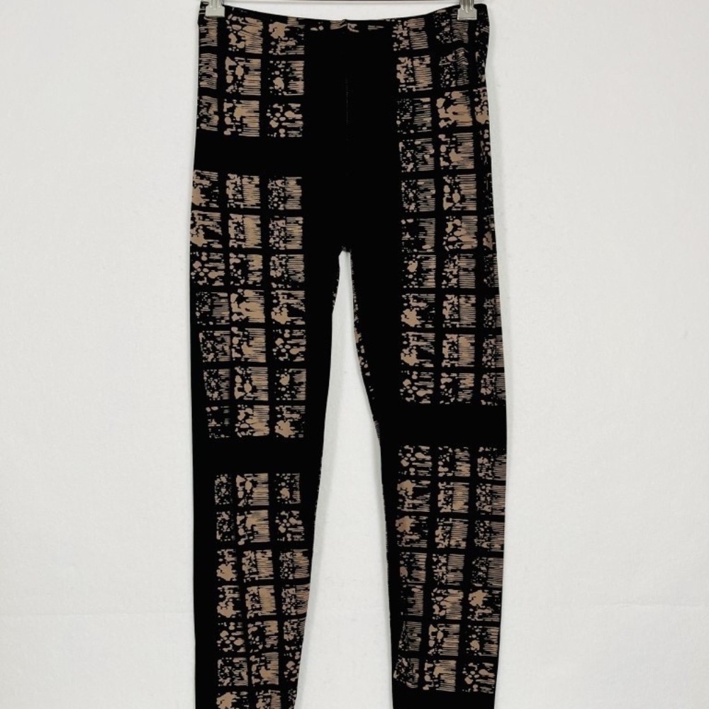 Bel Kazan Women's Leggings Black Beige Geometric Size Medium Neutral